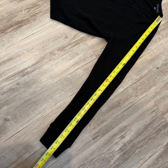 Beyond Yoga Free Style Black V-Neck Pullover Size Small Lightweight Made in USA - Picture 5 of 7